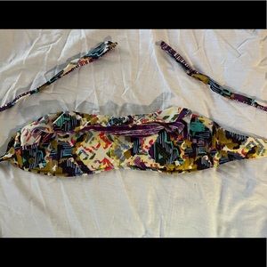 Like new Volcom strapless bathing suit top